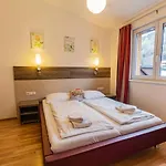 Апартаменти Penthouse Schmetterling Mit Dachterrasse *