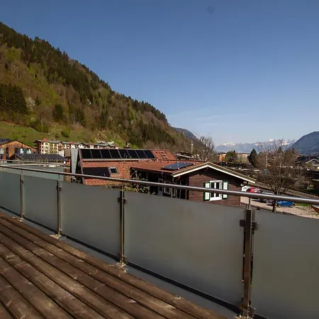 Penthouse Schmetterling Mit Dachterrasse Διαμέρισμα *