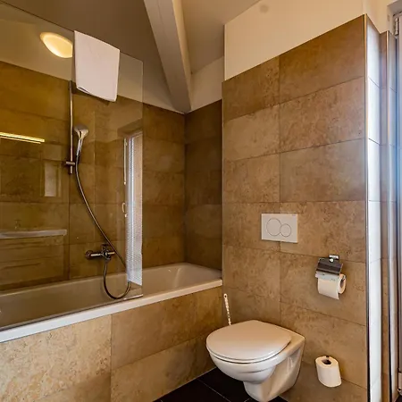 Penthouse Schmetterling Mit Dachterrasse