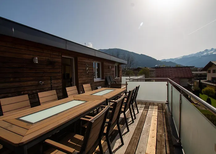 Penthouse Schmetterling Mit Dachterrasse *